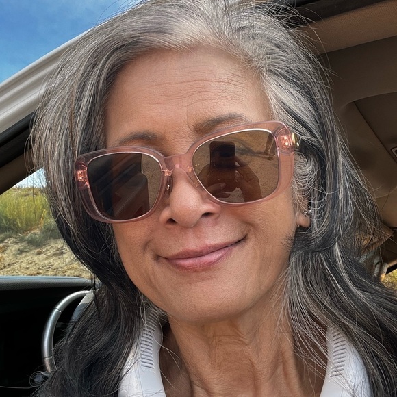 Meet your Posher, Cin. - Picture 2 of 11